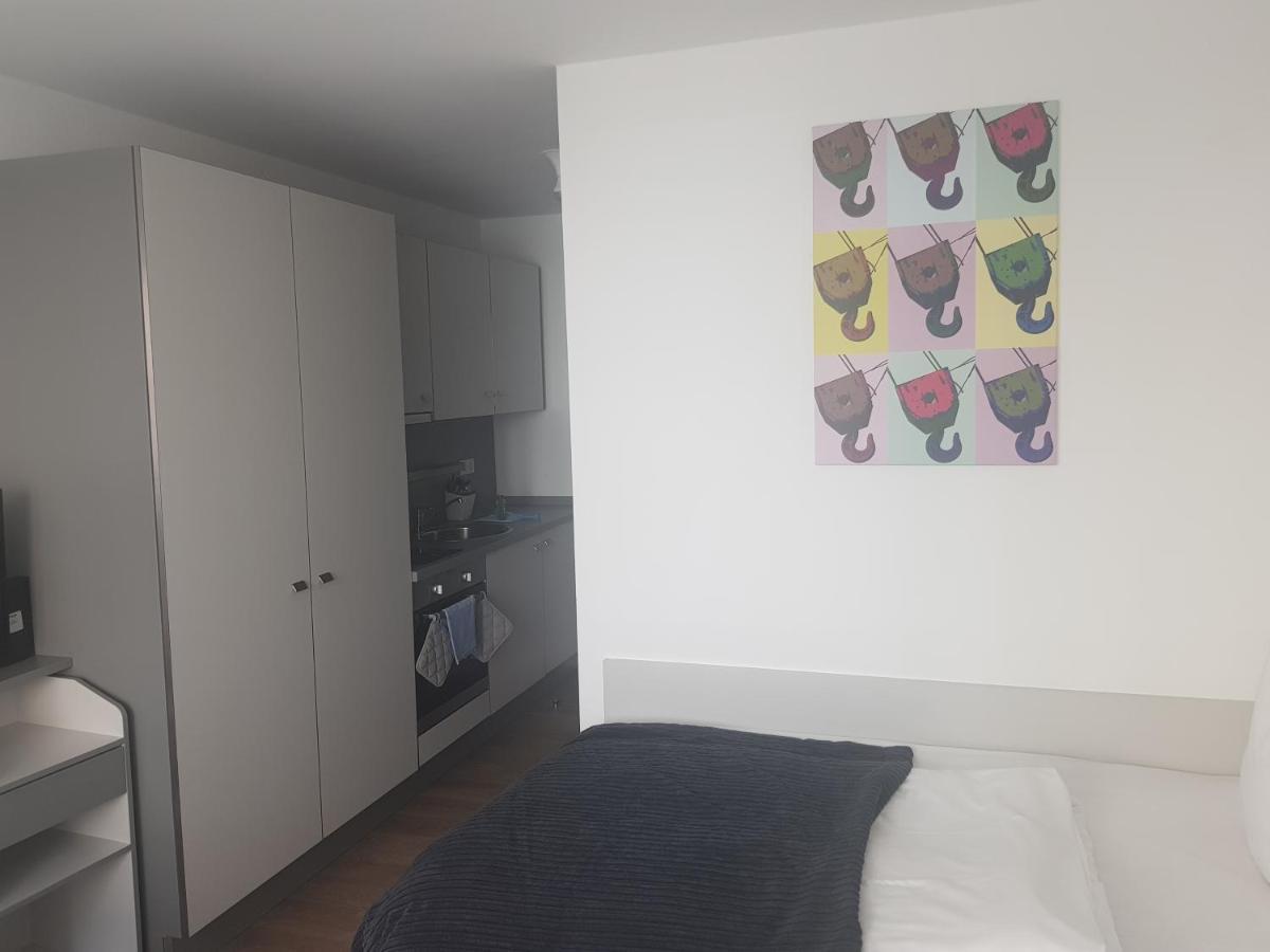 Spreepolis Boardinghaus Aparthotel Berlin Bagian luar foto
