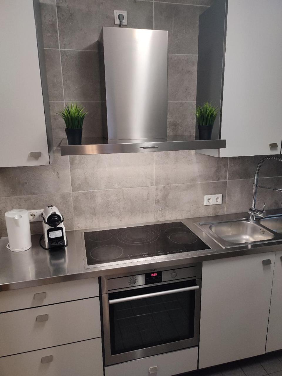 Spreepolis Boardinghaus Aparthotel Berlin Bagian luar foto