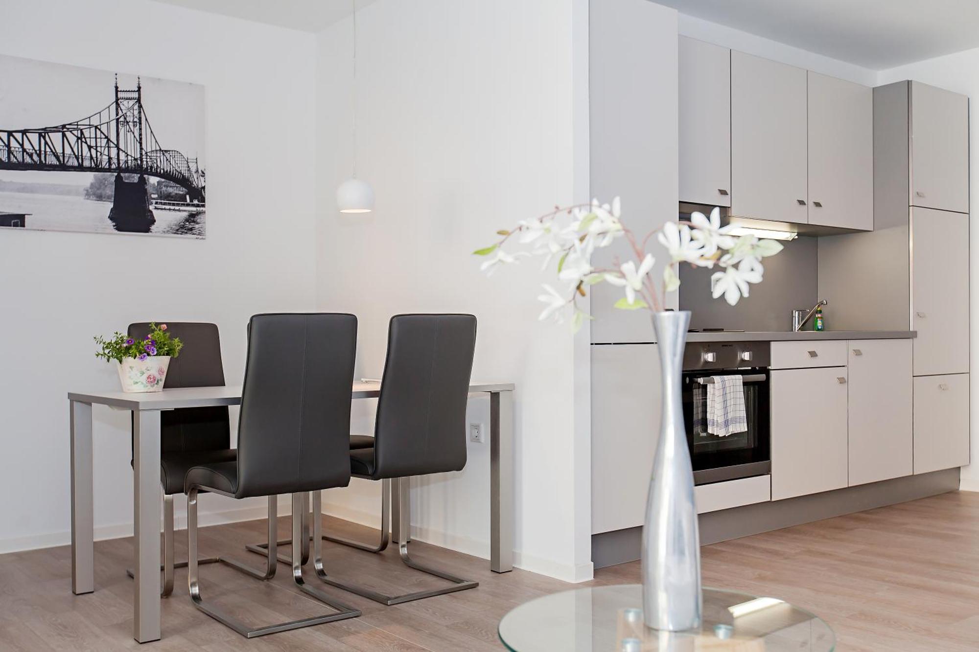 Spreepolis Boardinghaus Aparthotel Berlin Bagian luar foto
